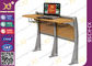 Сложенные посадочные места лекционного зала с столом, стулами комнаты лекции по мебели школы поставщик